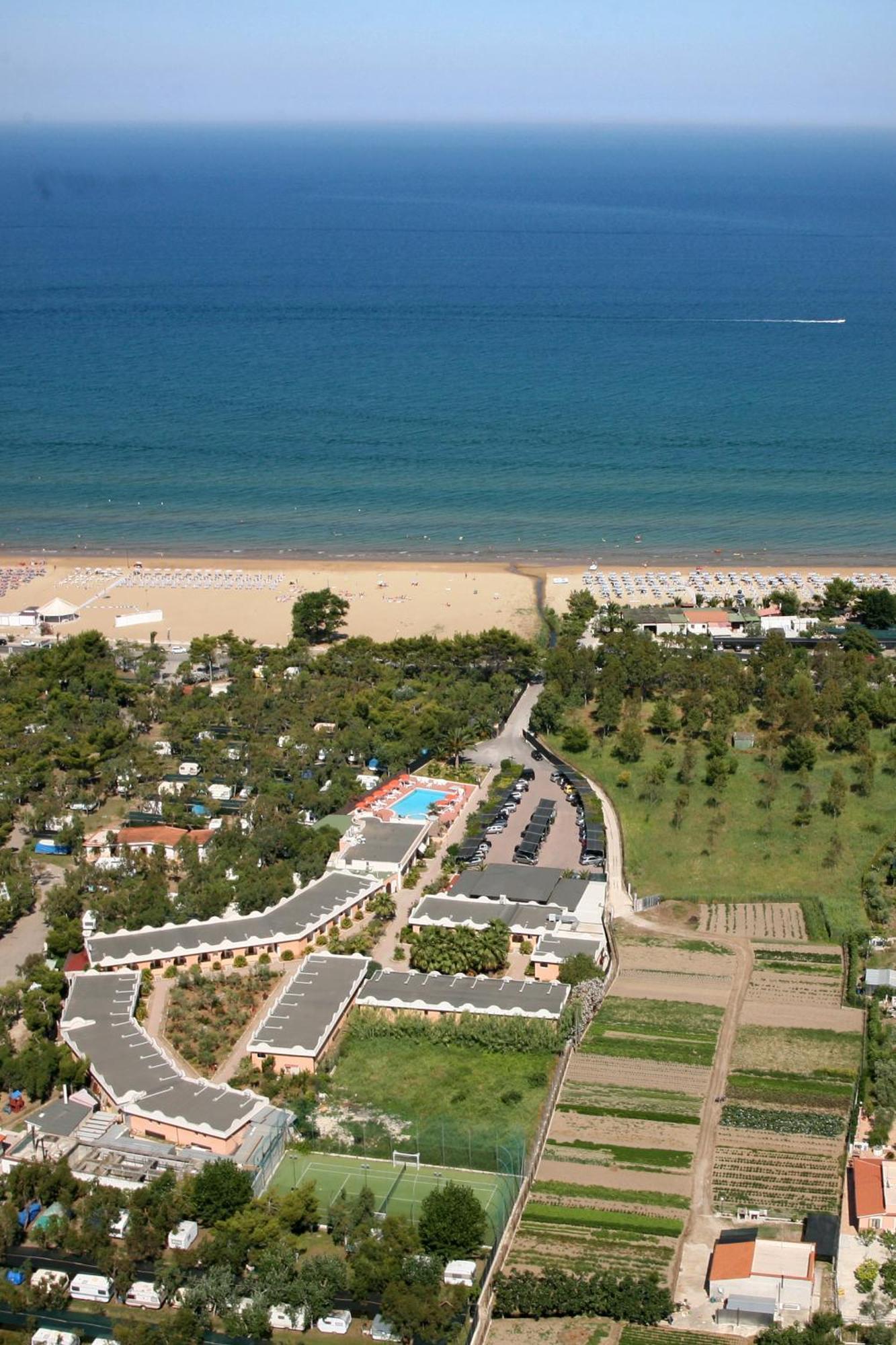 Garden Hotel Ripa Vieste Exterior photo