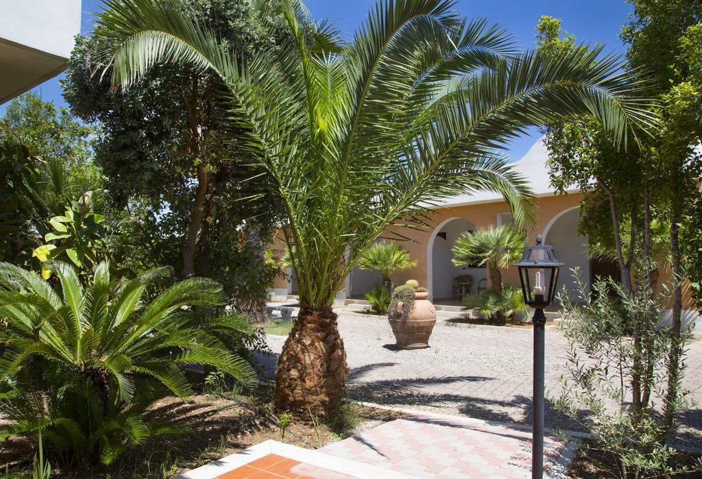 Garden Hotel Ripa Vieste Exterior photo
